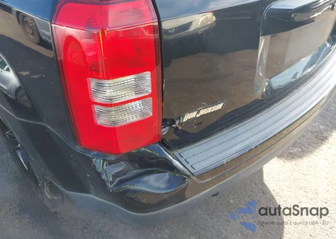 2015 Jeep Patriot Altitude Edition z USA, uszkodzony, nr VIN 1C4NJPBA2FD209338